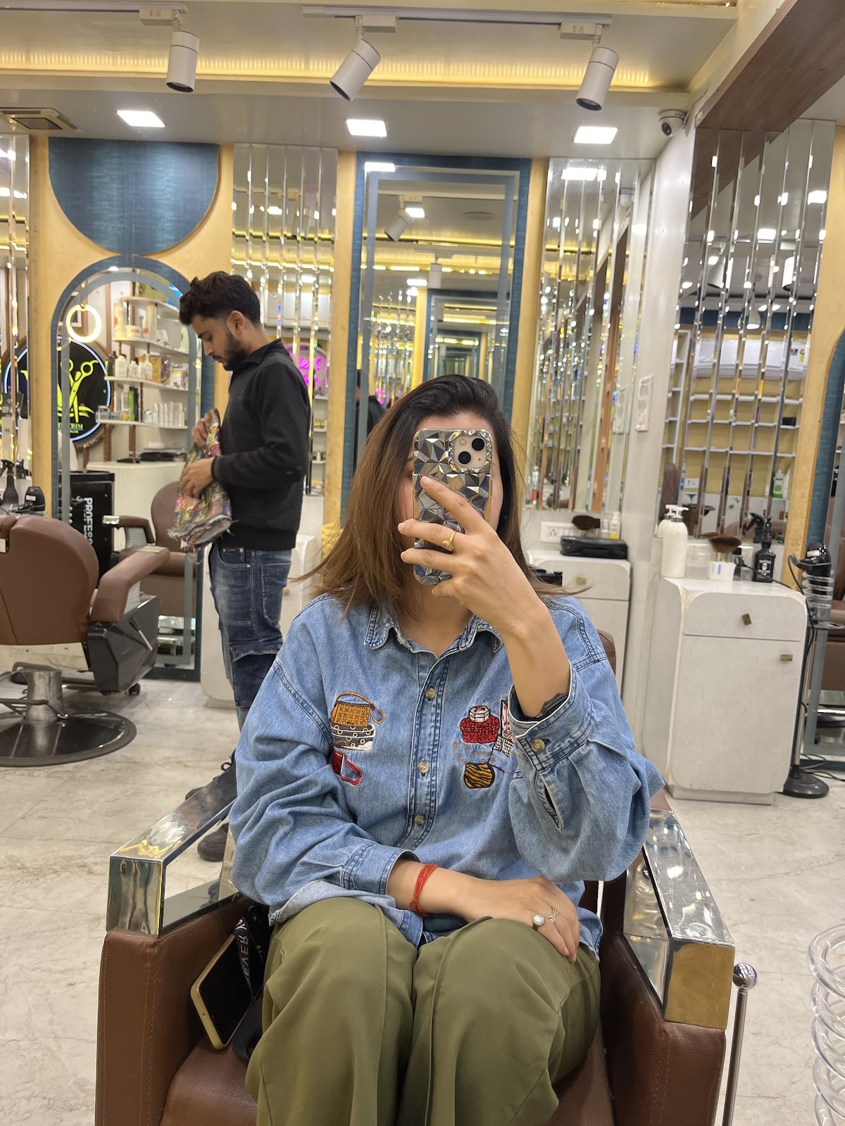 WAlk IN TRIM BY ASIF salon